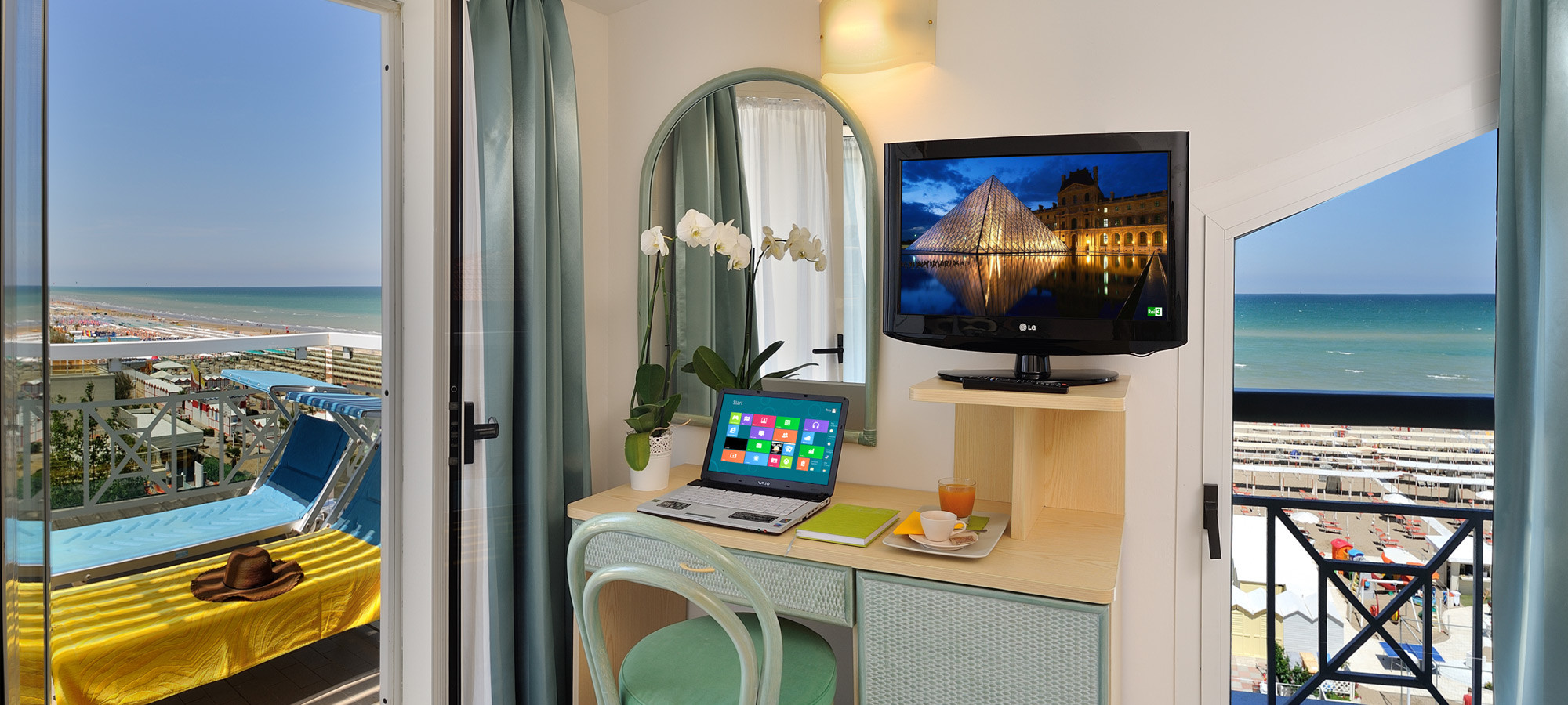 media.Camere-Marina-01-Hotel-Cigno-d'Oro-Riccione